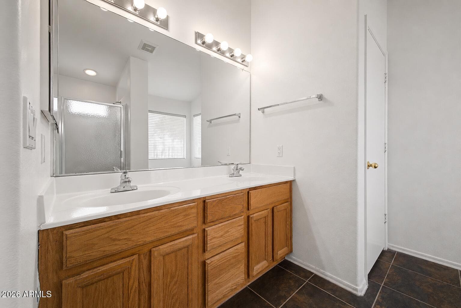 18604 N 30TH Place, Phoenix, AZ 85050 — photo 12 of 19
