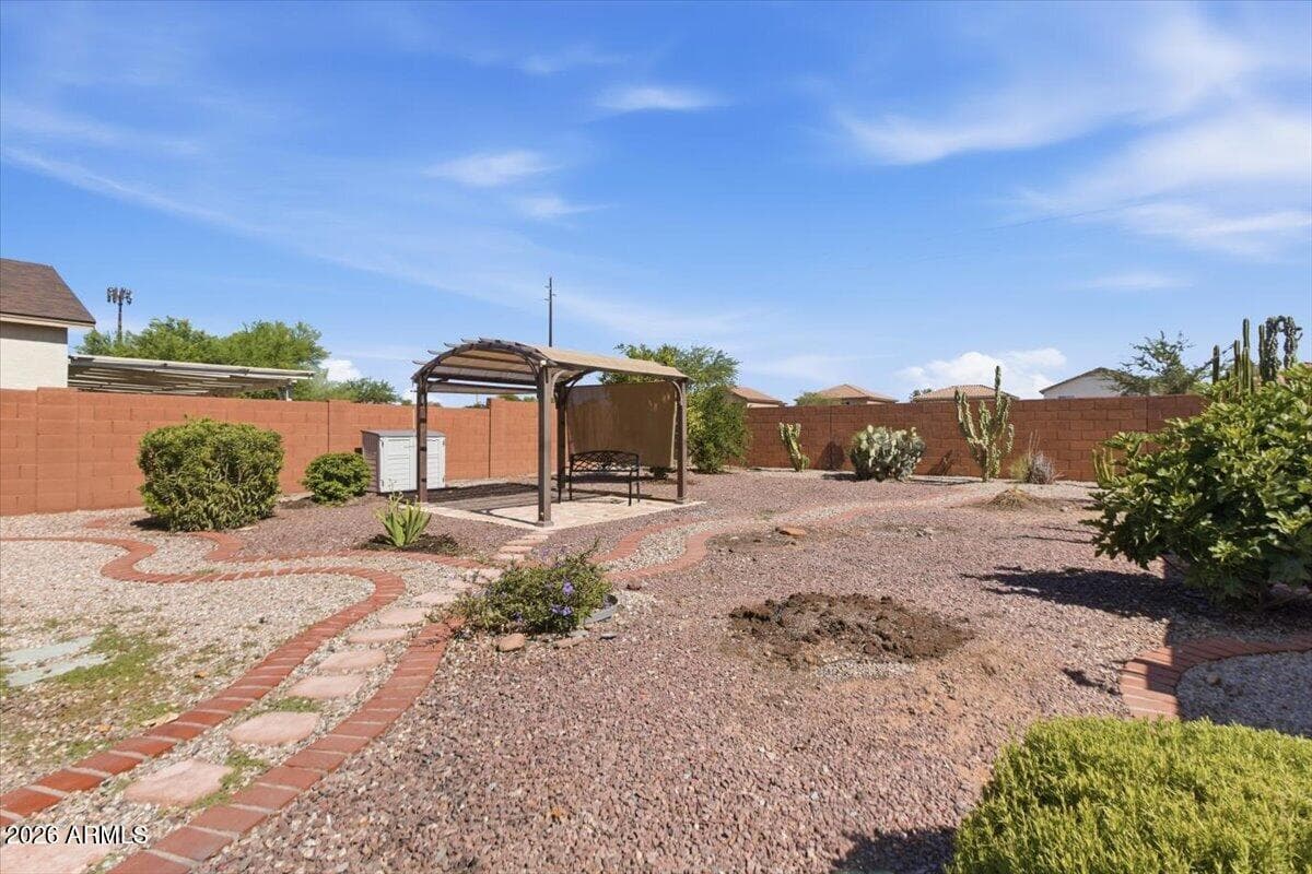 878 E SILVERSMITH Trail, San Tan Valley, AZ 85143 — photo 23 of 36