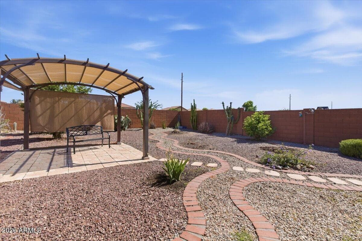 878 E SILVERSMITH Trail, San Tan Valley, AZ 85143 — photo 30 of 36