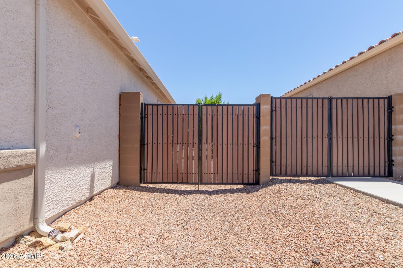 13523 W BRILES Road, Peoria, AZ 85383 — photo 7 of 49