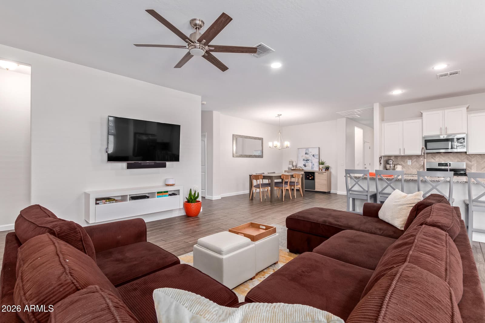 13523 W BRILES Road, Peoria, AZ 85383 — photo 16 of 49
