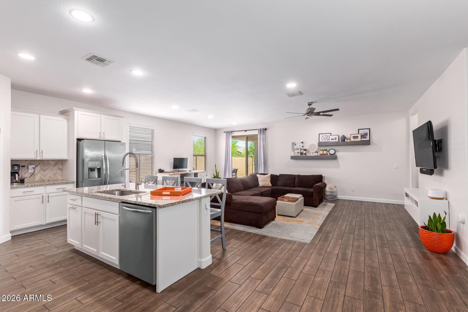 13523 W BRILES Road, Peoria, AZ 85383 — photo 19 of 49