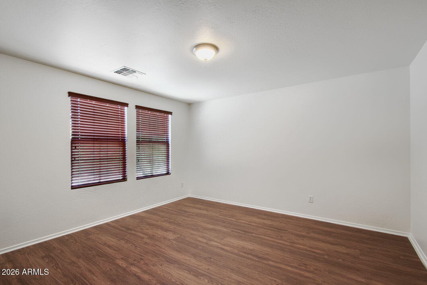 3219 W SAINT ANNE Avenue, Phoenix, AZ 85041 — photo 12 of 29