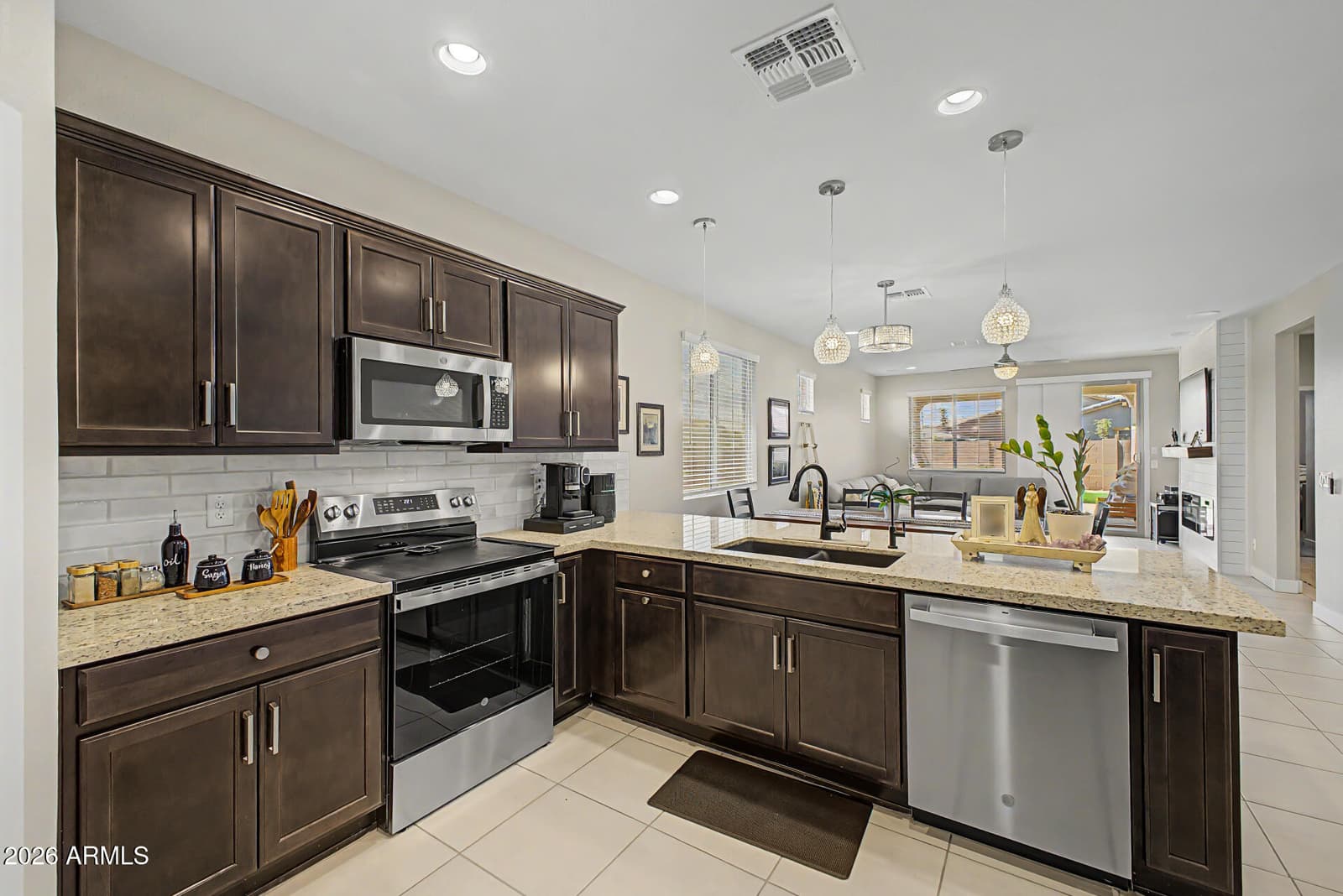 10846 E TEXAS Avenue, Mesa, AZ 85212 — photo 10 of 27