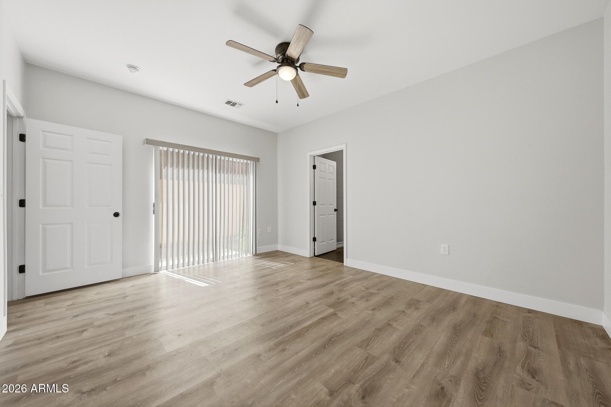 3221 N 37TH Street 31, Phoenix, AZ 85018 — photo 10 of 34