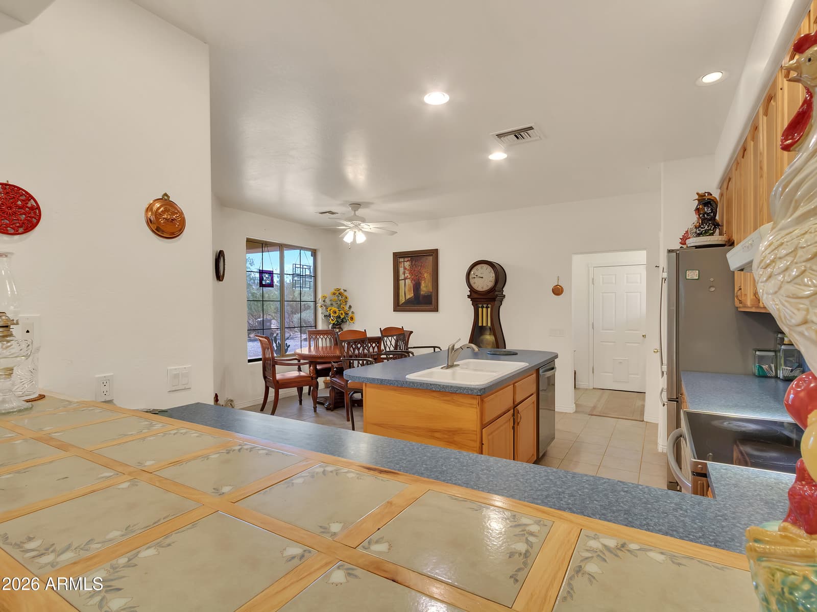 33250 S SUMMIT Drive, Black Canyon City, AZ 85324 — photo 9 of 41