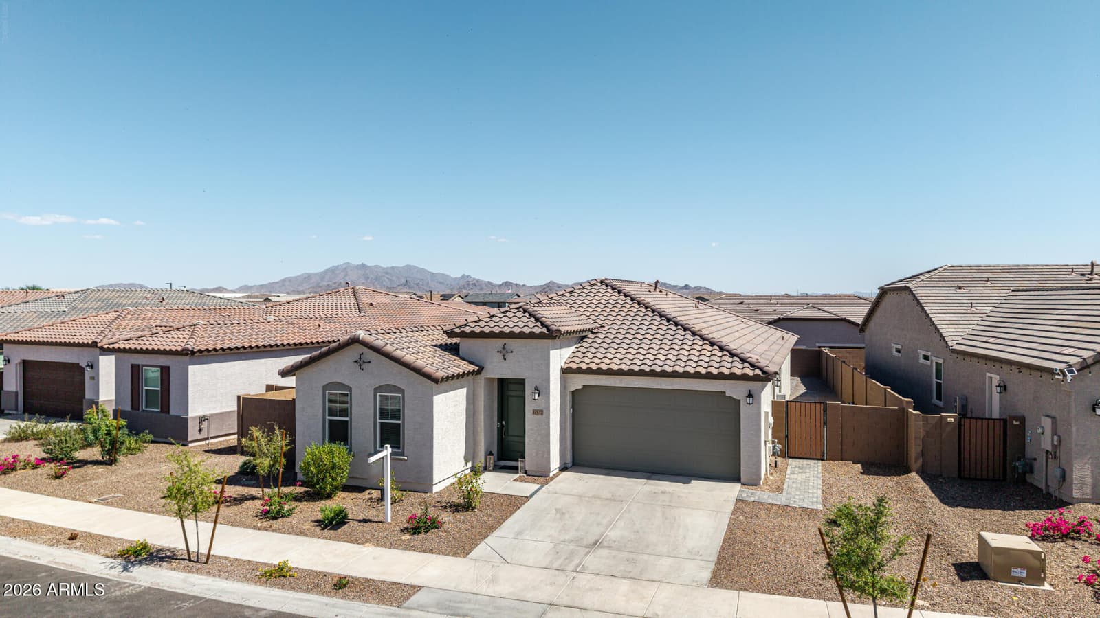 17537 W Superior Avenue, Goodyear, AZ 85338 — photo 8 of 47