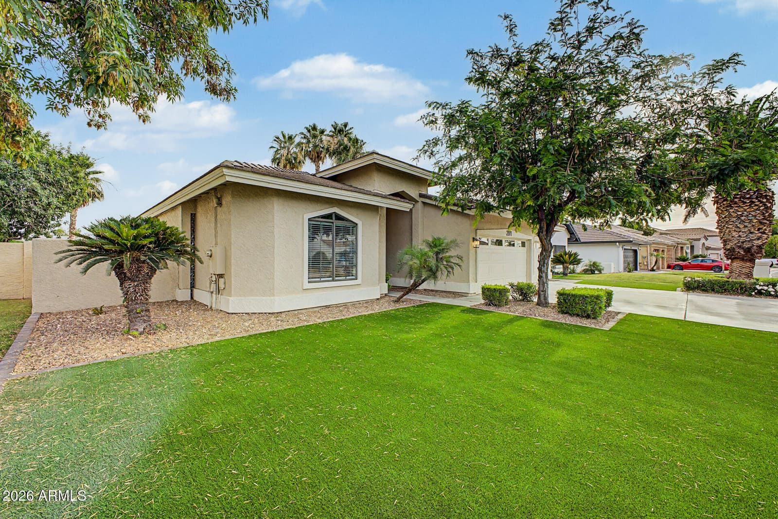 2111 E GONDOLA Lane, Gilbert, AZ 85234 — photo 9 of 85