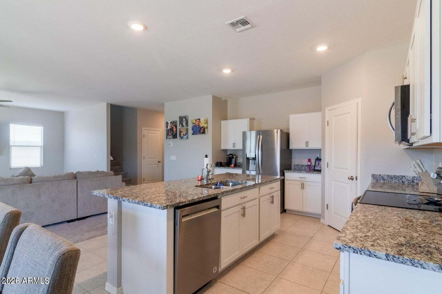 6617 W Magdalena Lane, Laveen, AZ 85339 — photo 5 of 28