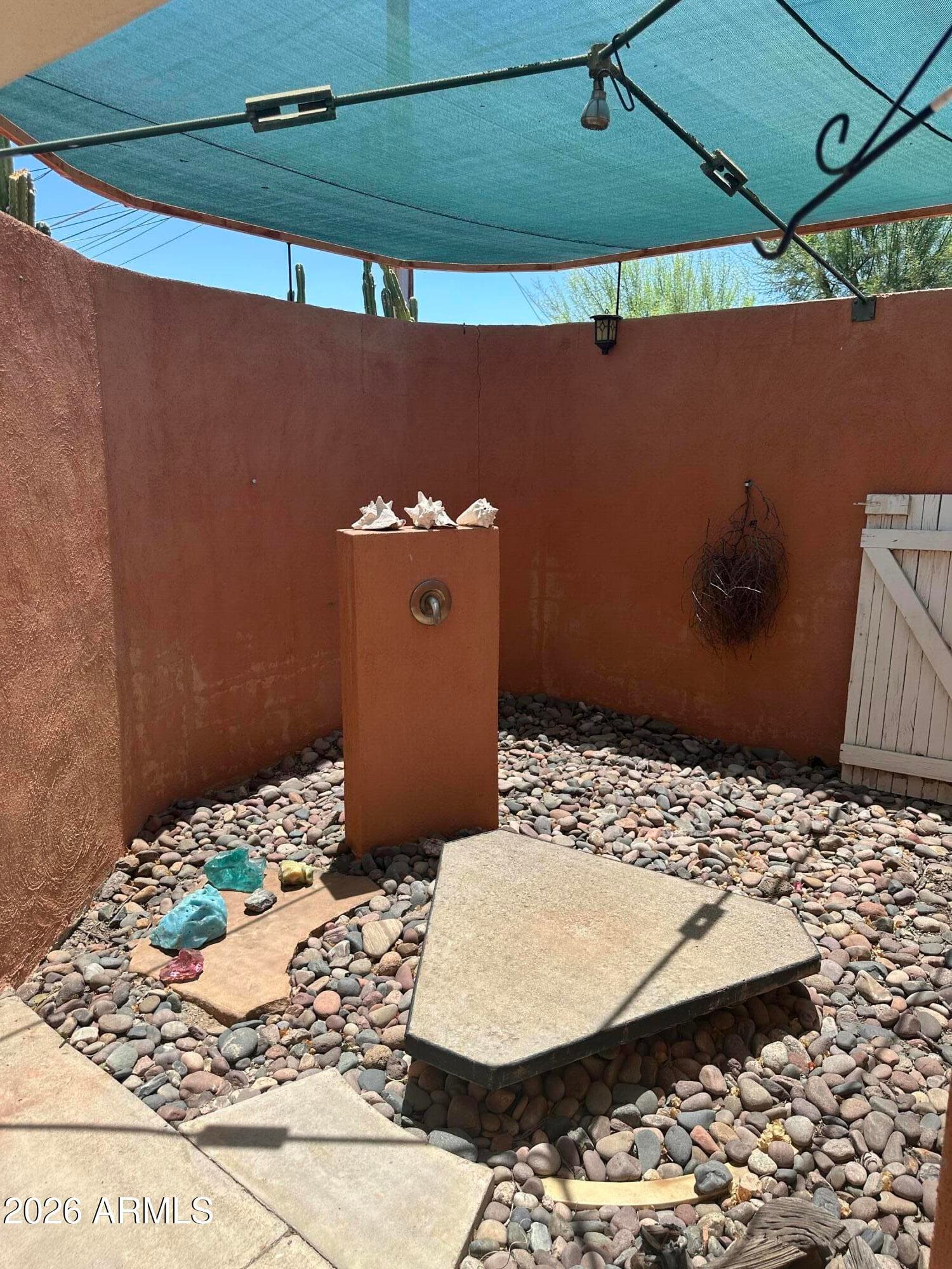 1229 E MERCER Lane, Phoenix, AZ 85020 — photo 2 of 32