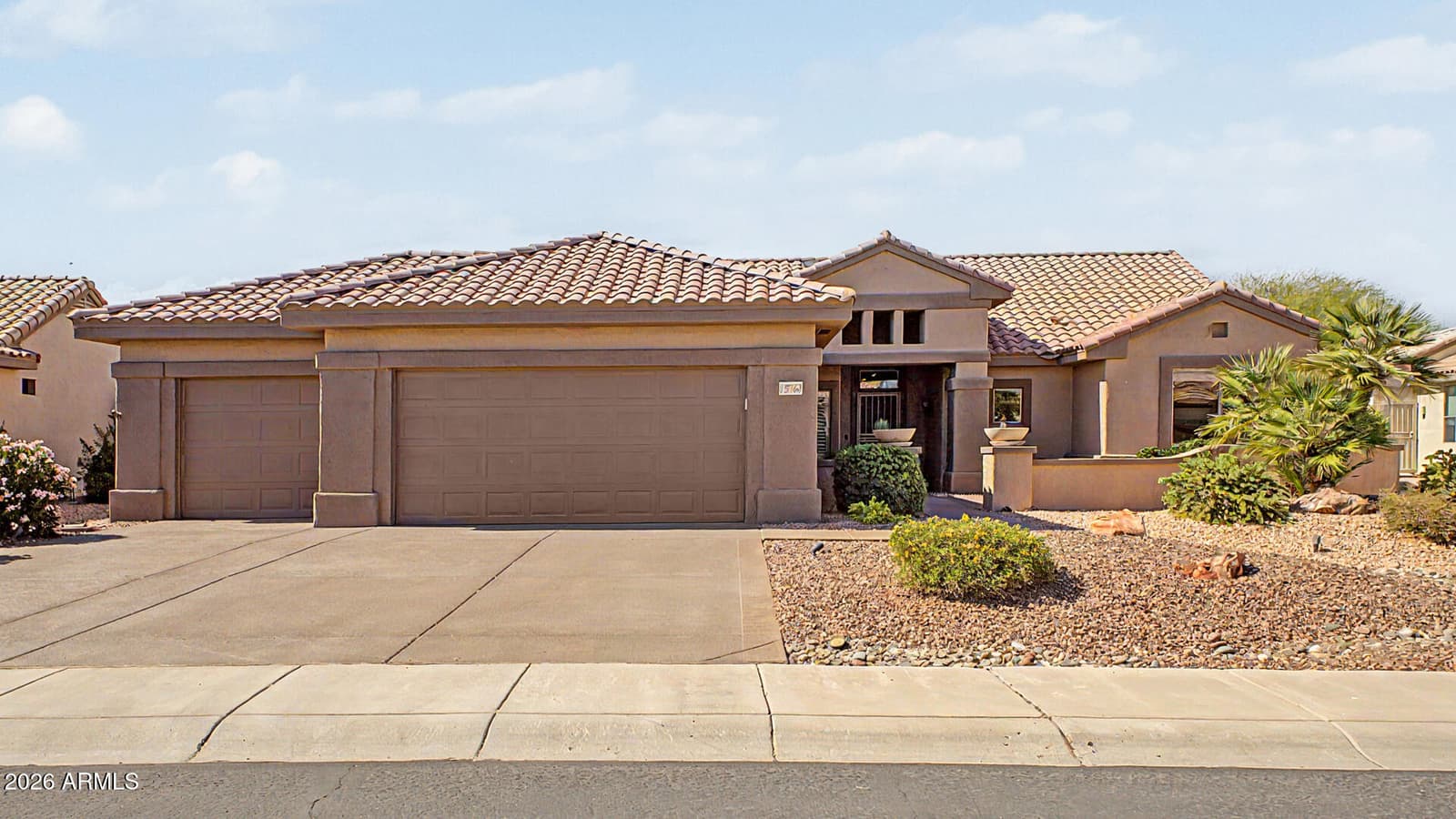 15764 W SPRING TREE Way, Surprise, AZ 85374 — photo 6 of 36