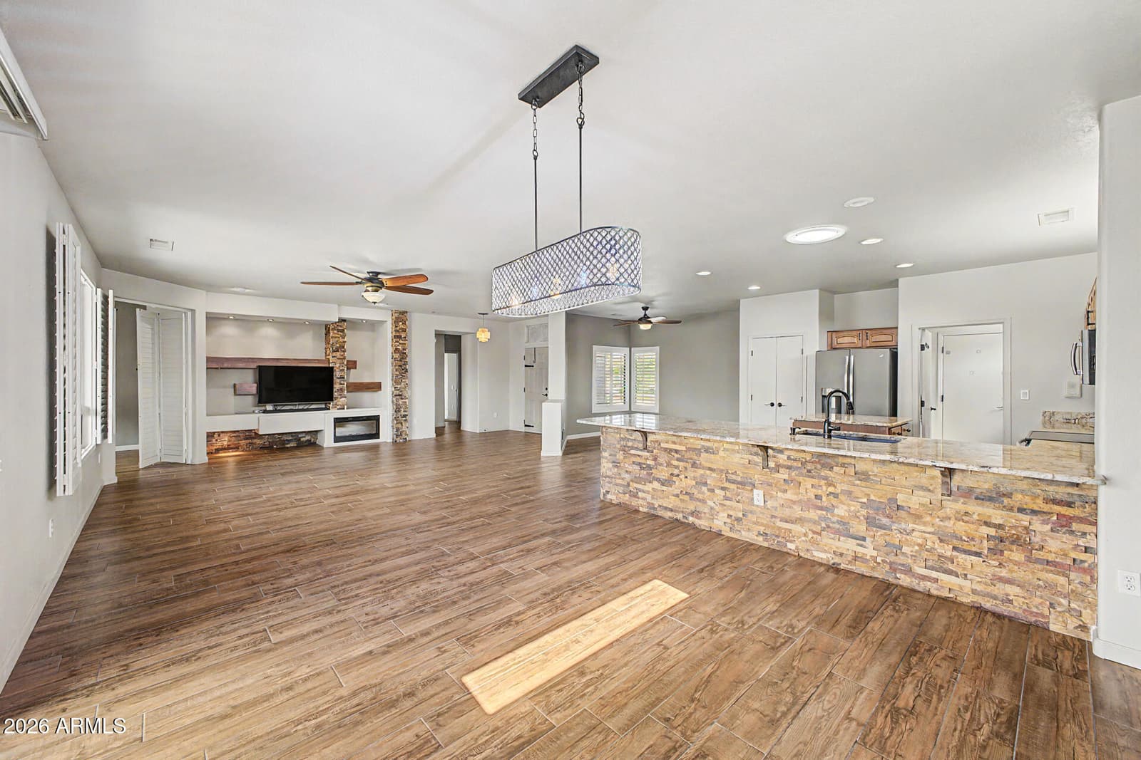 15764 W SPRING TREE Way, Surprise, AZ 85374 — photo 11 of 36