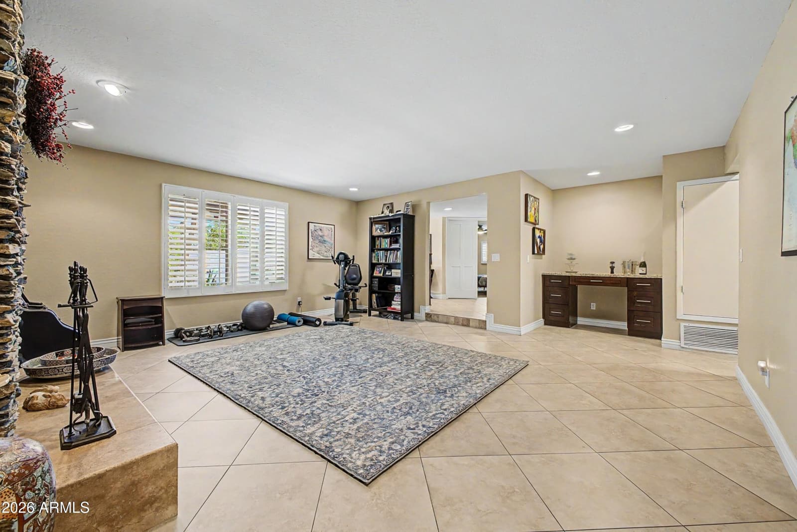 9236 N 28TH Street, Phoenix, AZ 85028 — photo 24 of 59