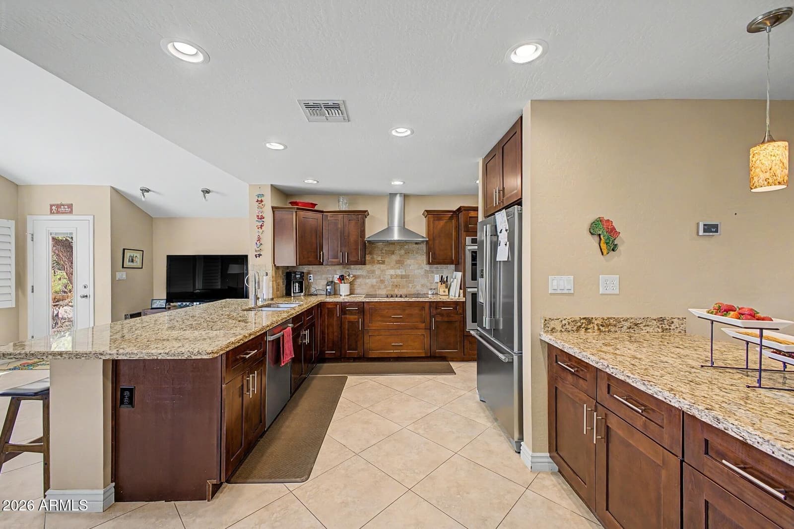 9236 N 28TH Street, Phoenix, AZ 85028 — photo 11 of 59