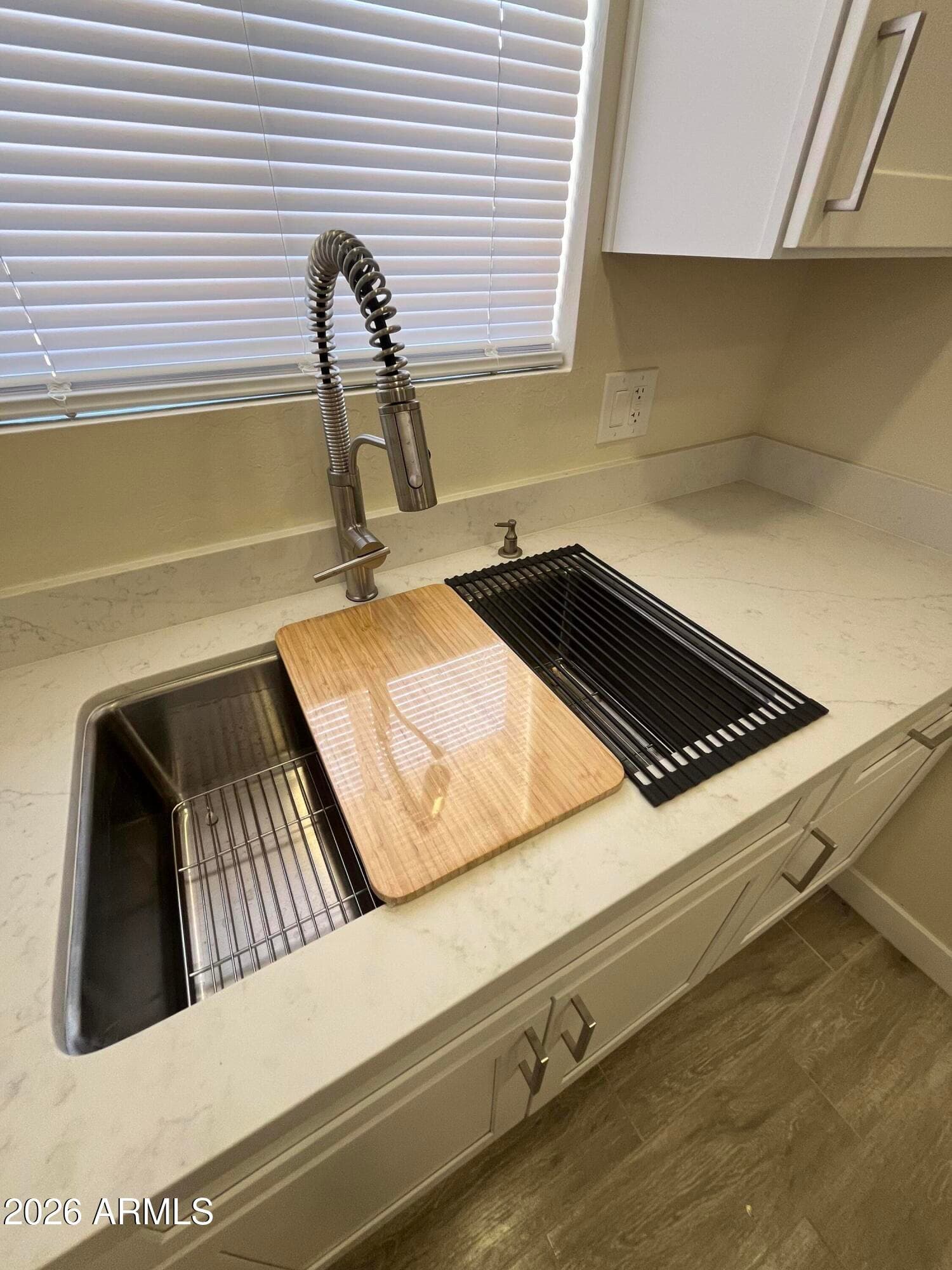 4503 N 26TH Drive, Phoenix, AZ 85017 — photo 12 of 36