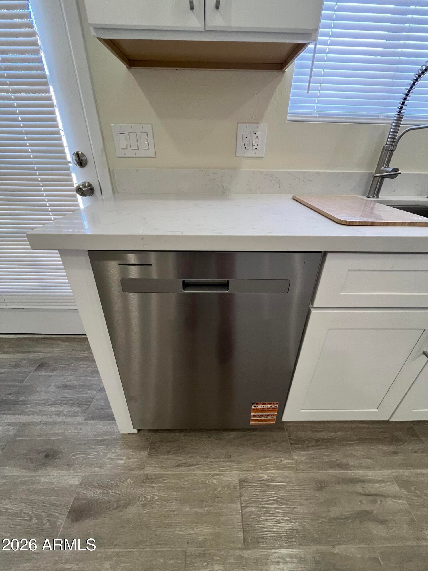 4503 N 26TH Drive, Phoenix, AZ 85017 — photo 14 of 36
