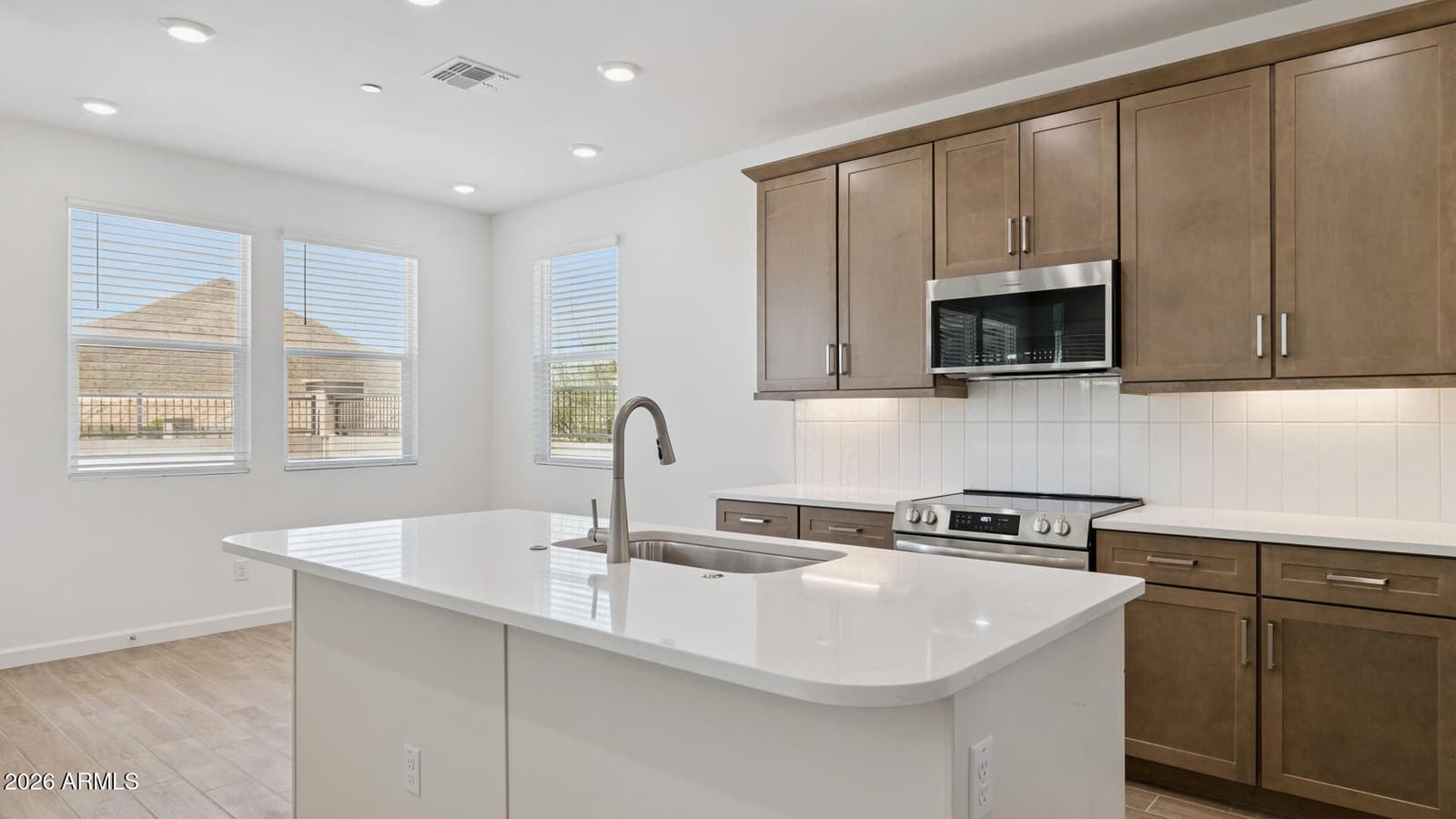 32696 N SMOKE VIEW Trail, Peoria, AZ 85383 — photo 6 of 33