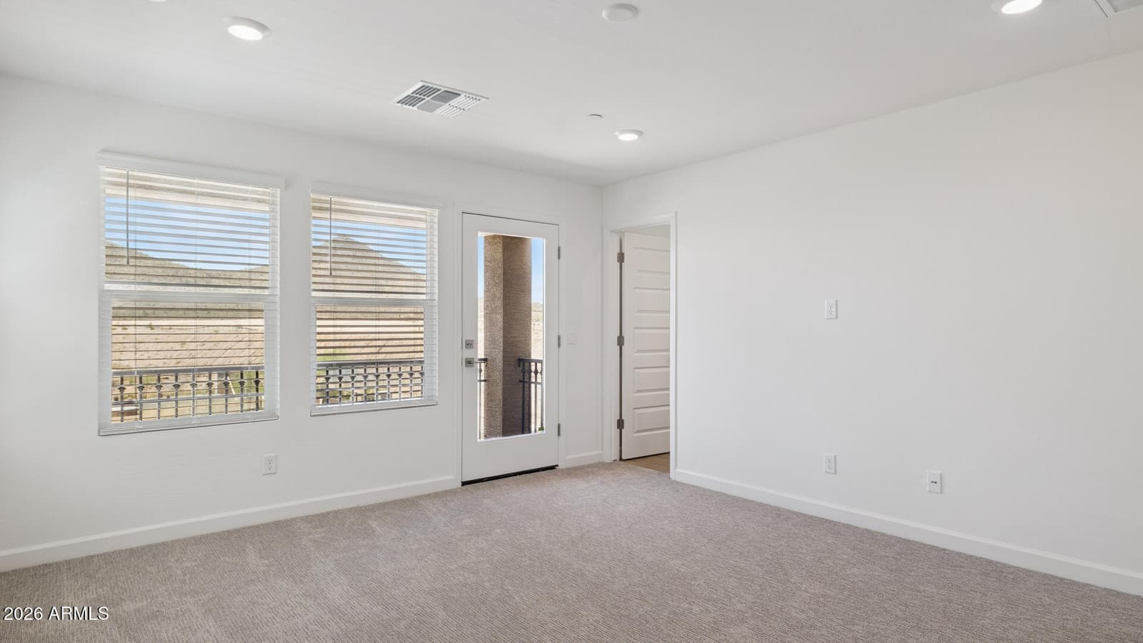 32696 N SMOKE VIEW Trail, Peoria, AZ 85383 — photo 14 of 33