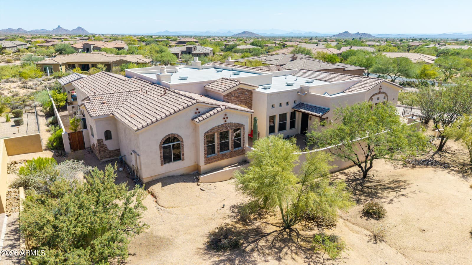 9817 E WINTER SUN Drive, Scottsdale, AZ 85262 — photo 4 of 71