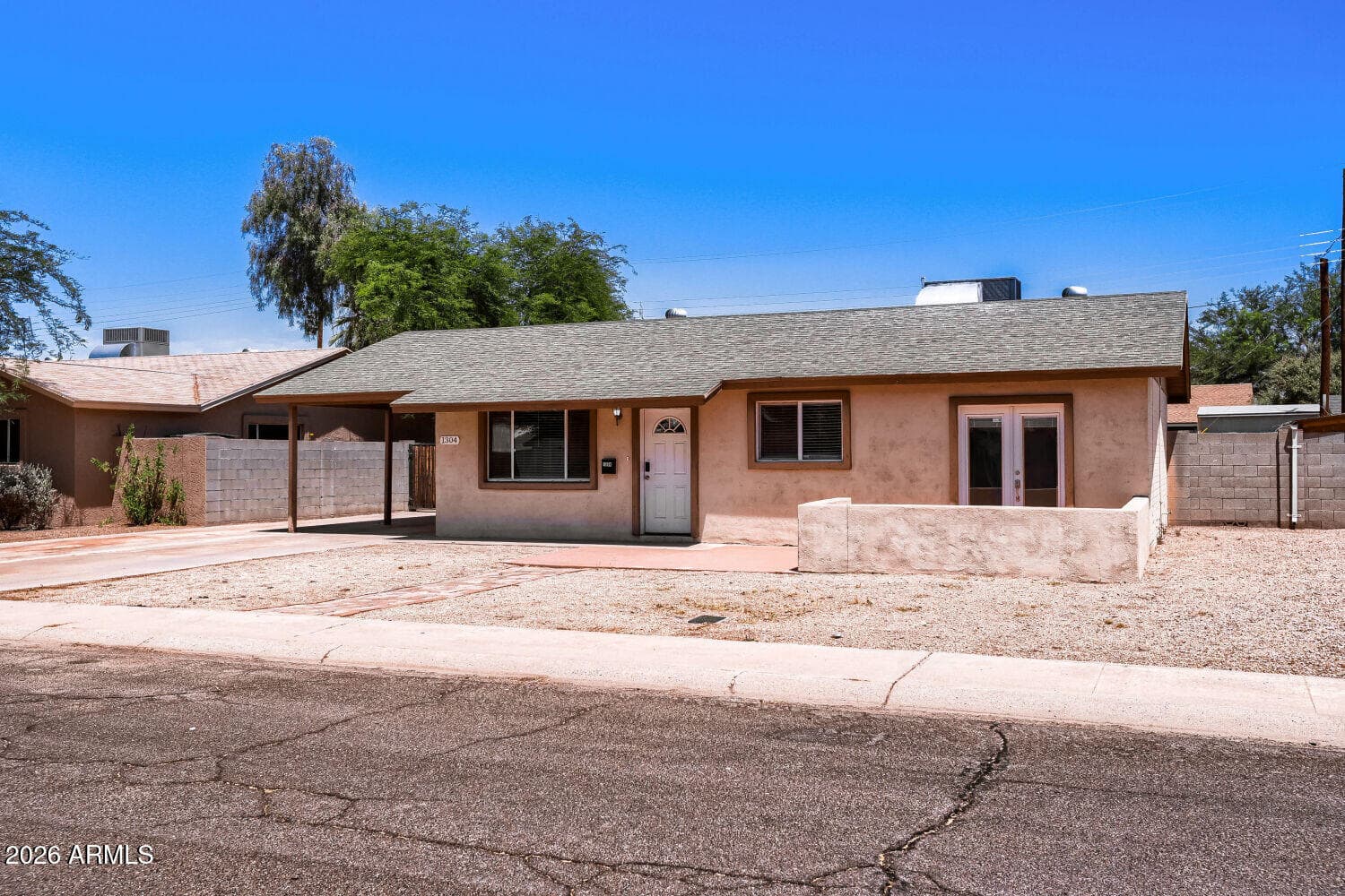 1304 W 7TH Place, Tempe, AZ 85281 — photo 3 of 28