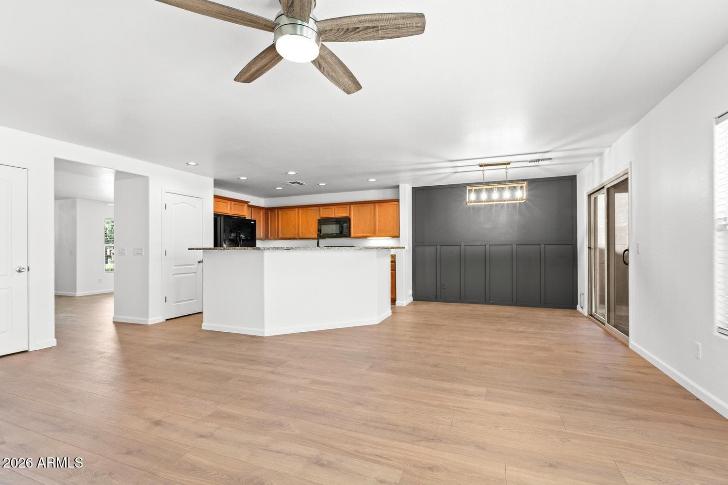 11014 W ELM Street, Phoenix, AZ 85037 — photo 10 of 37