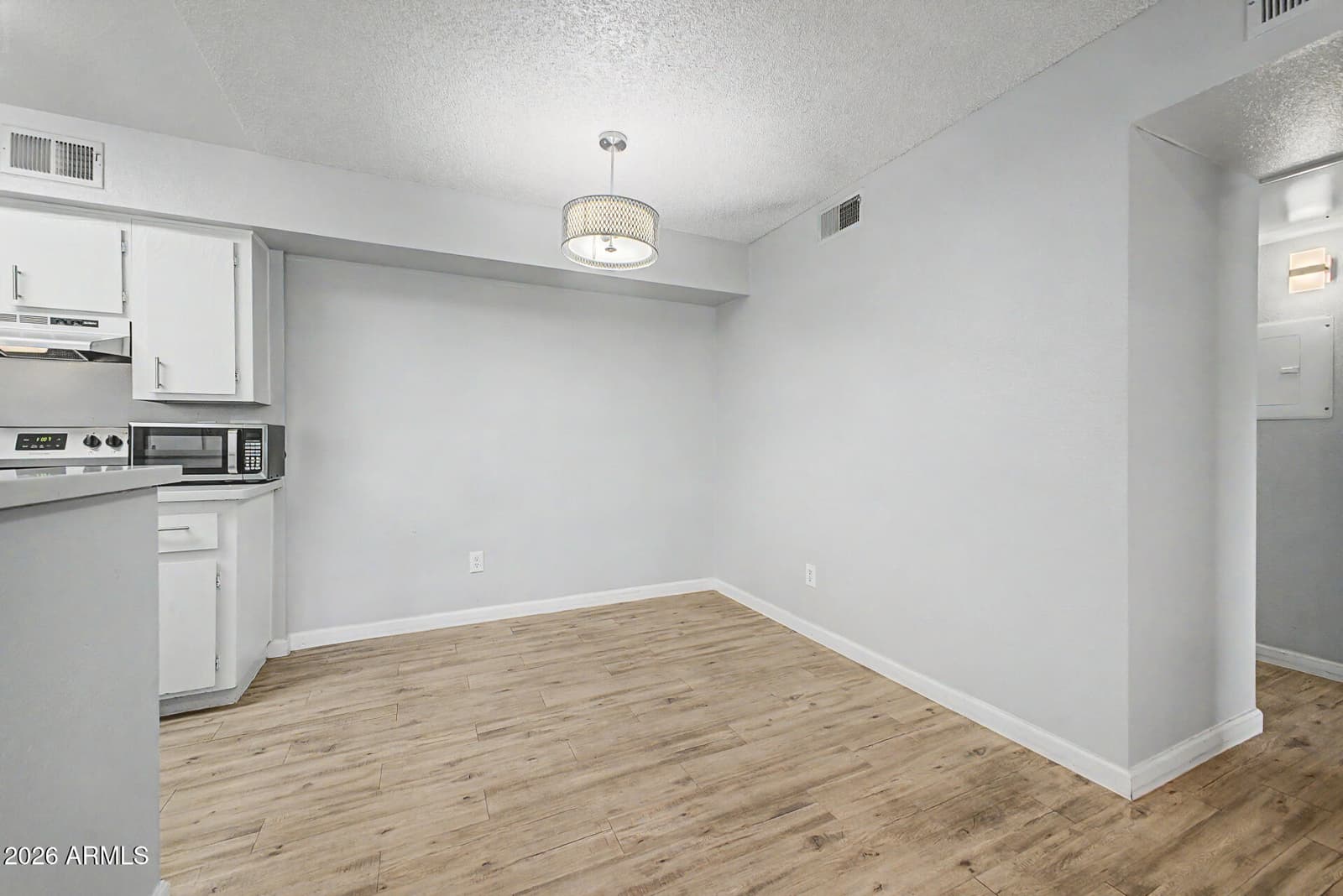 2625 E INDIAN SCHOOL Road 227, Phoenix, AZ 85016 — photo 11 of 30