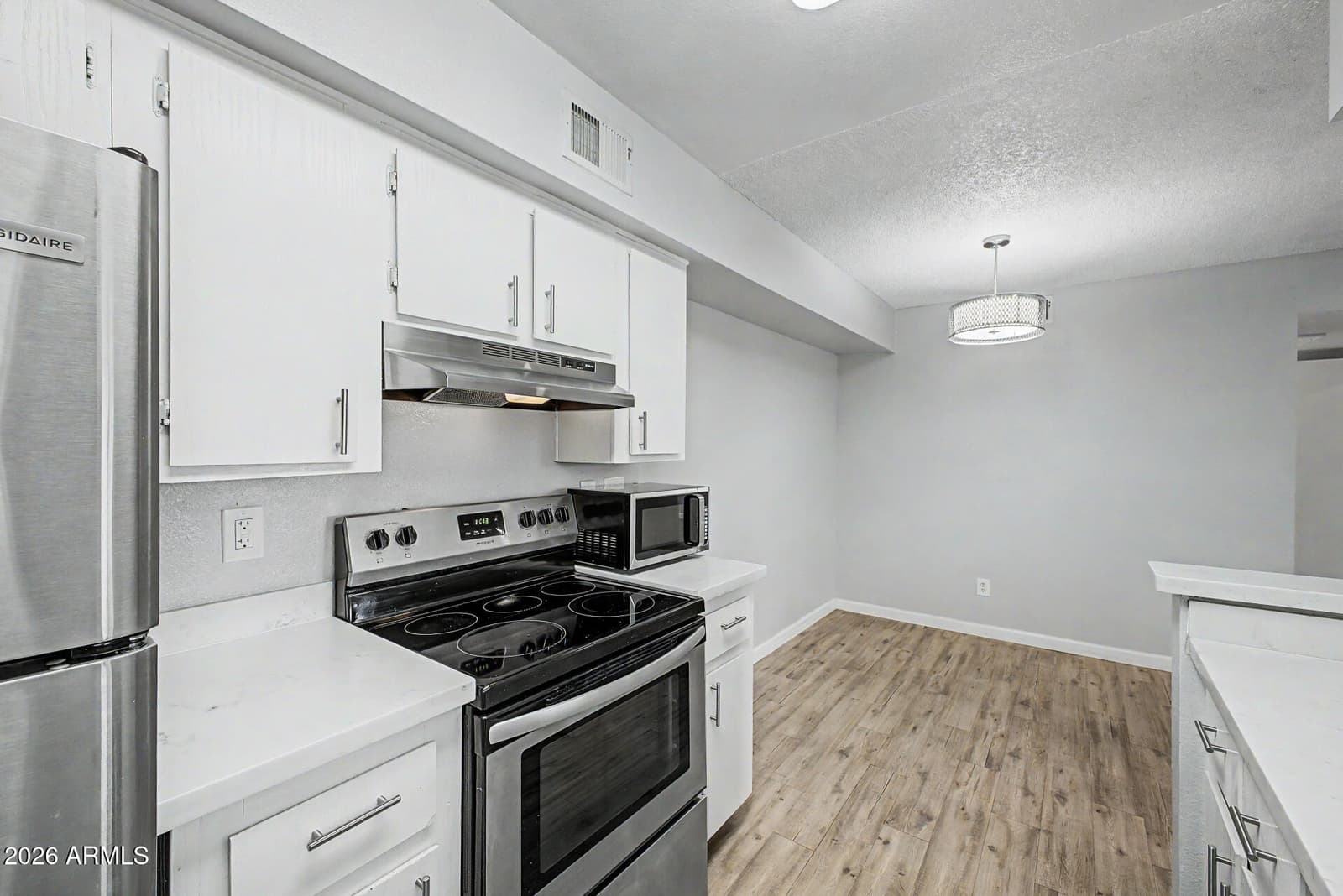 2625 E INDIAN SCHOOL Road 227, Phoenix, AZ 85016 — photo 3 of 30