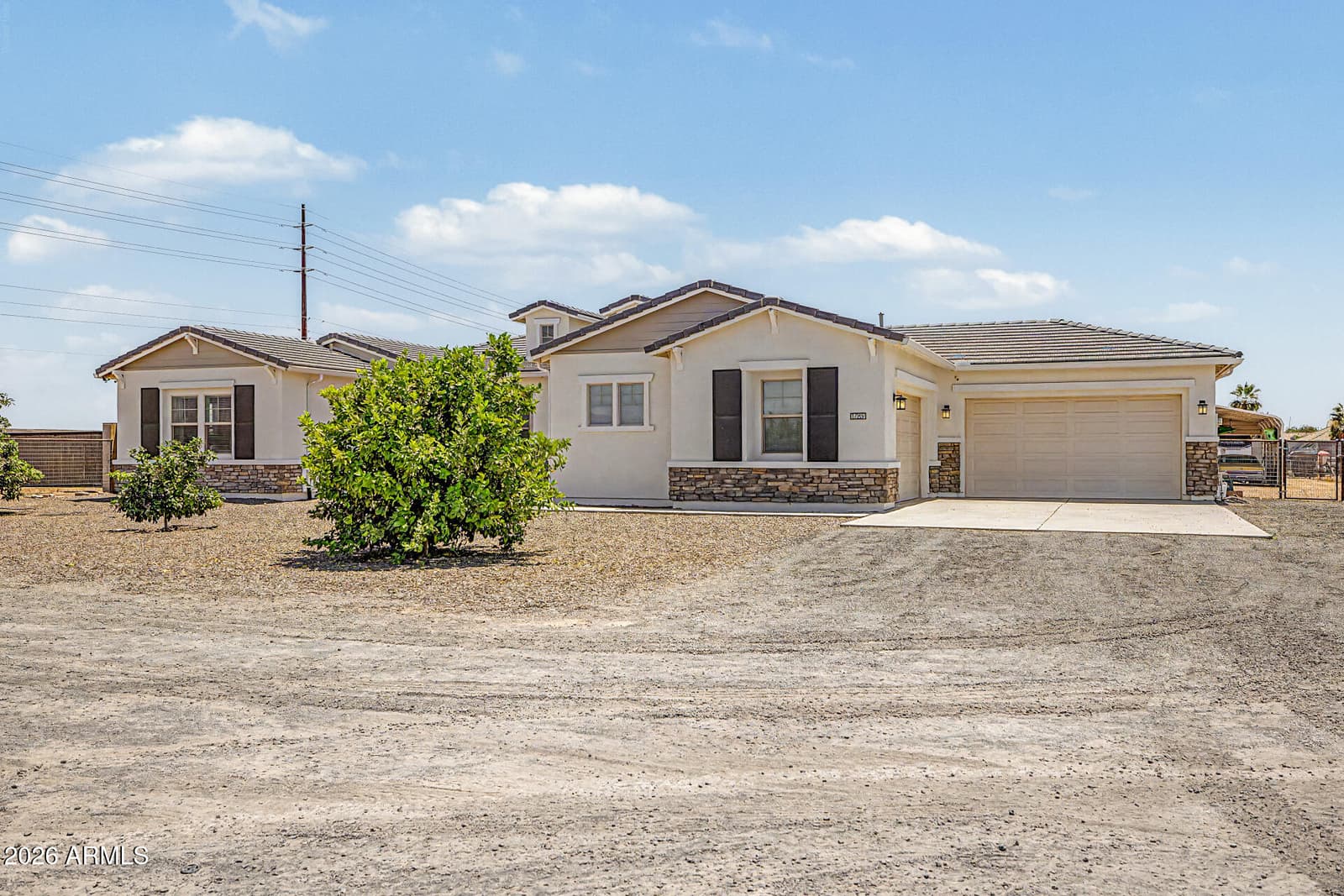1789 E LOBO Street, San Tan Valley, AZ 85140 — photo 6 of 79