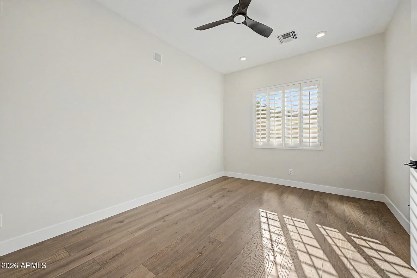 5949 W PINNACLE HILL Drive, Glendale, AZ 85310 — photo 33 of 58