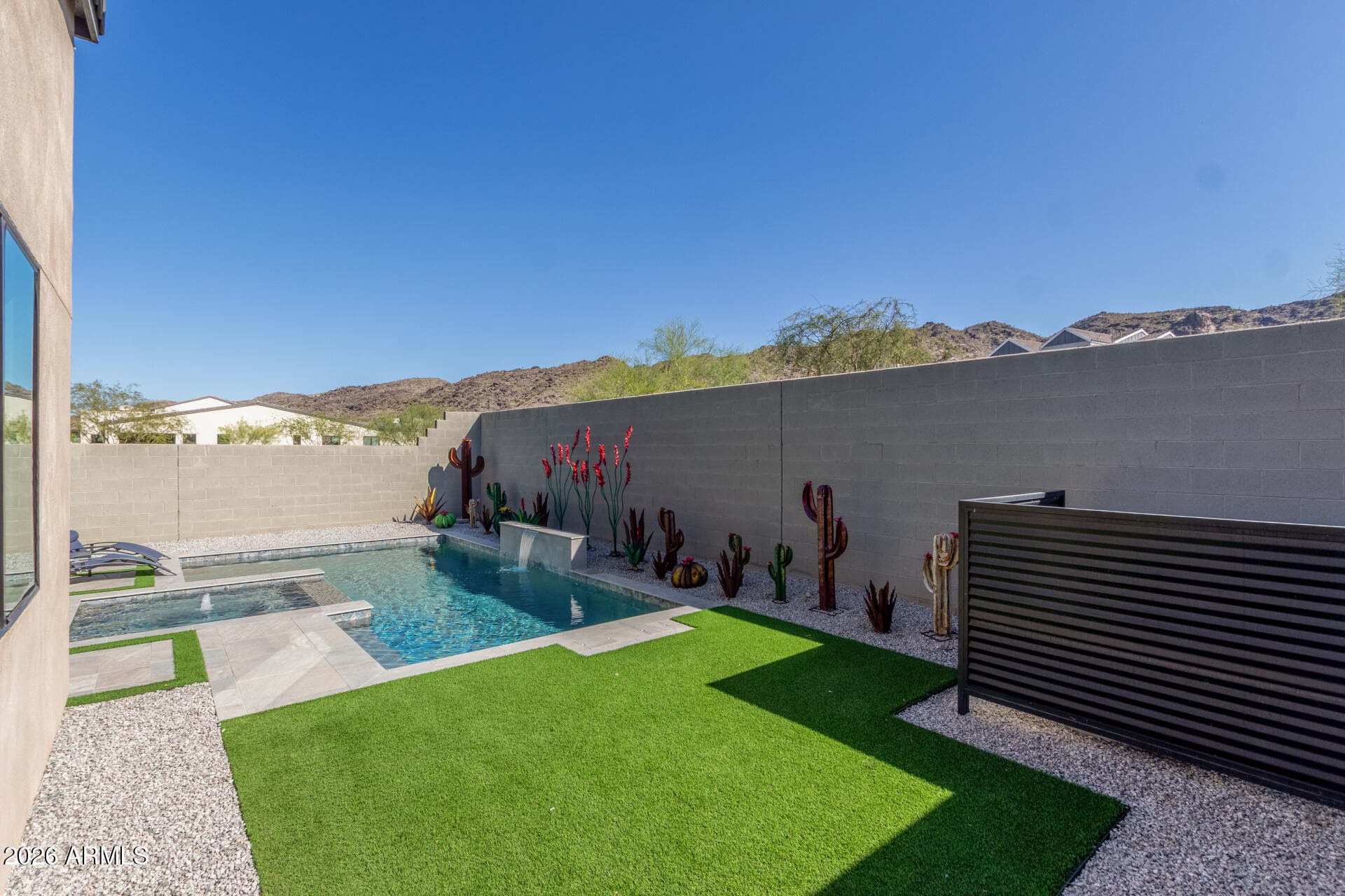 837 E MONTE Way, Phoenix, AZ 85042 — photo 37 of 43