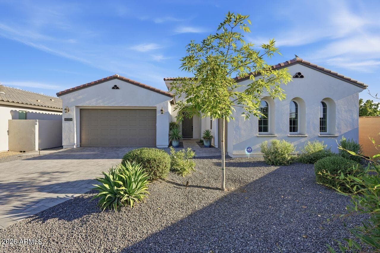 17775 W GUTHRIE Street, Surprise, AZ 85388 — photo 14 of 100