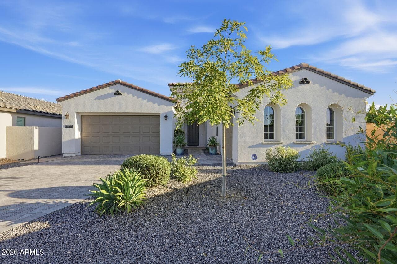 17775 W GUTHRIE Street, Surprise, AZ 85388 — photo 16 of 100