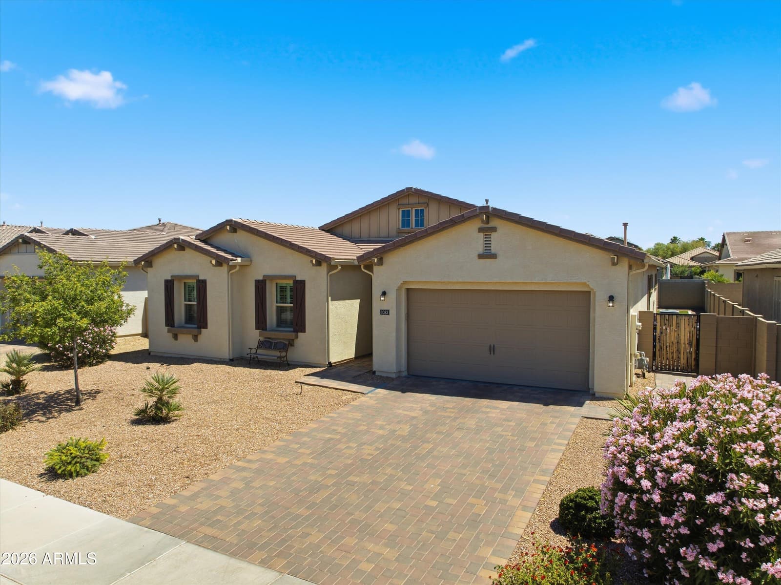 1083 E HOLLAND PARK Drive, Gilbert, AZ 85297 — photo 2 of 38
