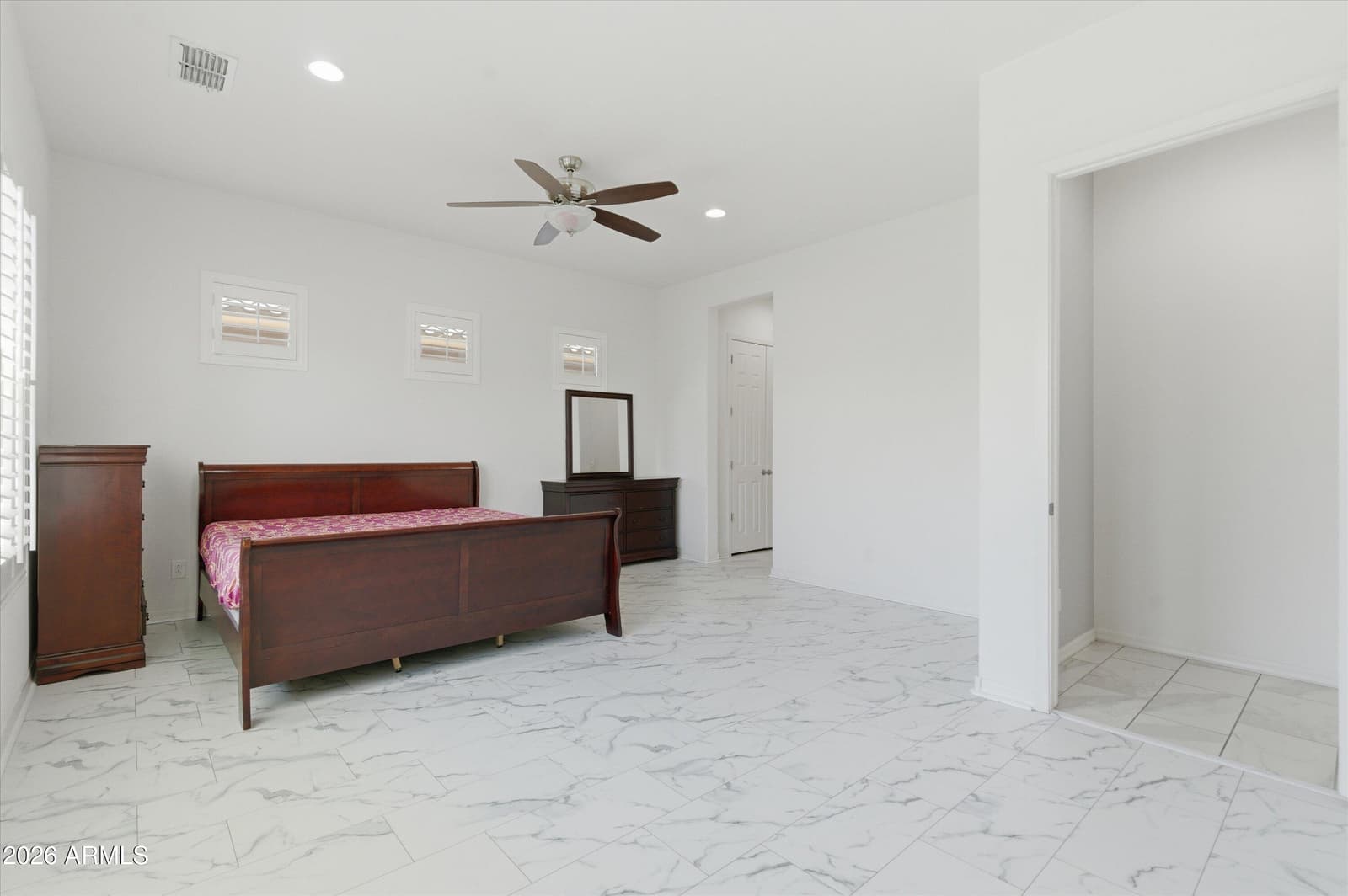 1083 E HOLLAND PARK Drive, Gilbert, AZ 85297 — photo 15 of 38