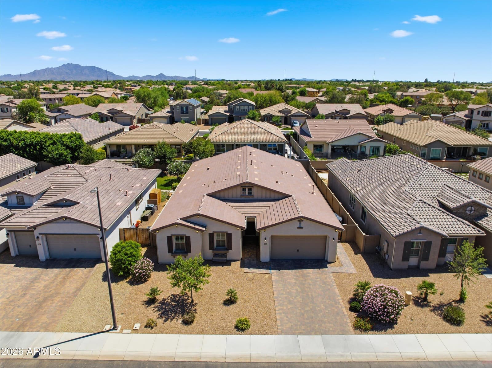 1083 E HOLLAND PARK Drive, Gilbert, AZ 85297 — photo 37 of 38