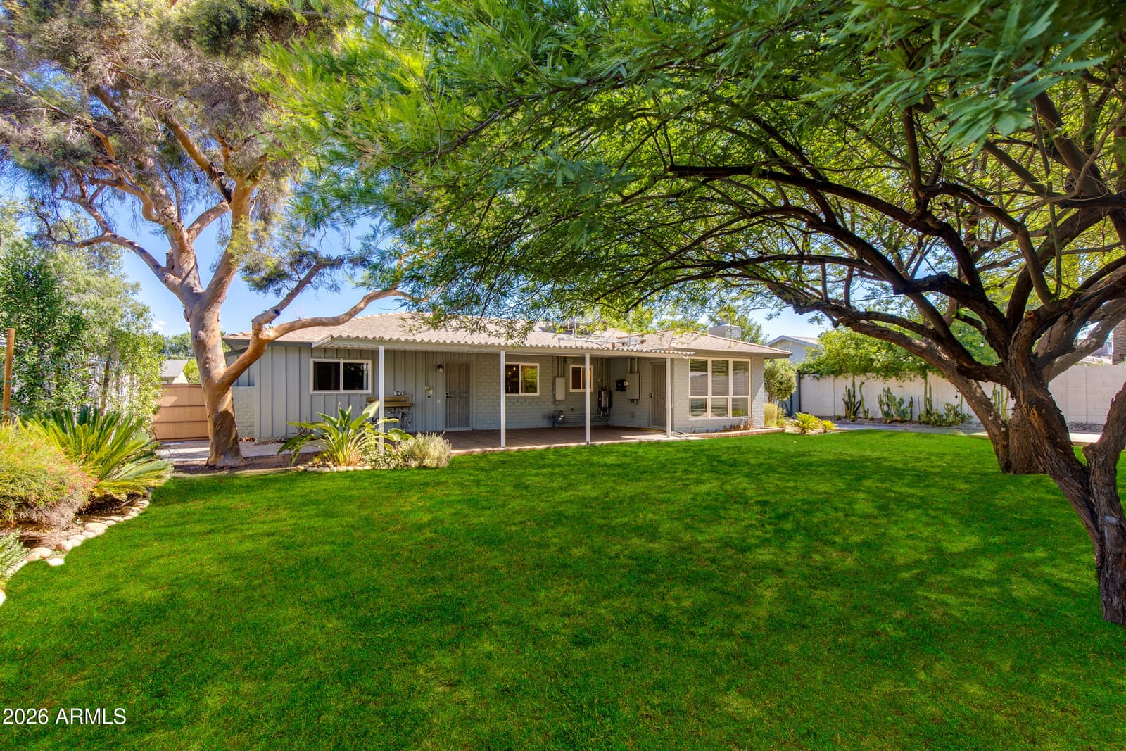 4645 E CAMBRIDGE Avenue, Phoenix, AZ 85008 — photo 25 of 29