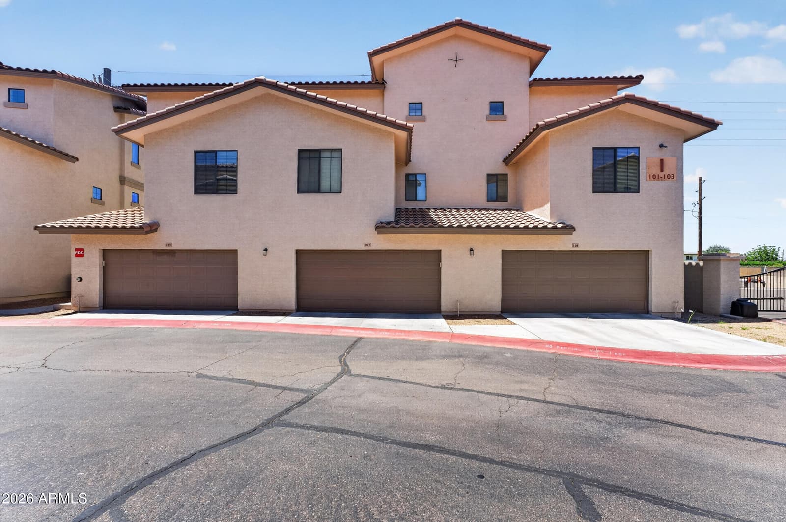 2315 N 52ND Street 103, Phoenix, AZ 85008 — photo 4 of 48