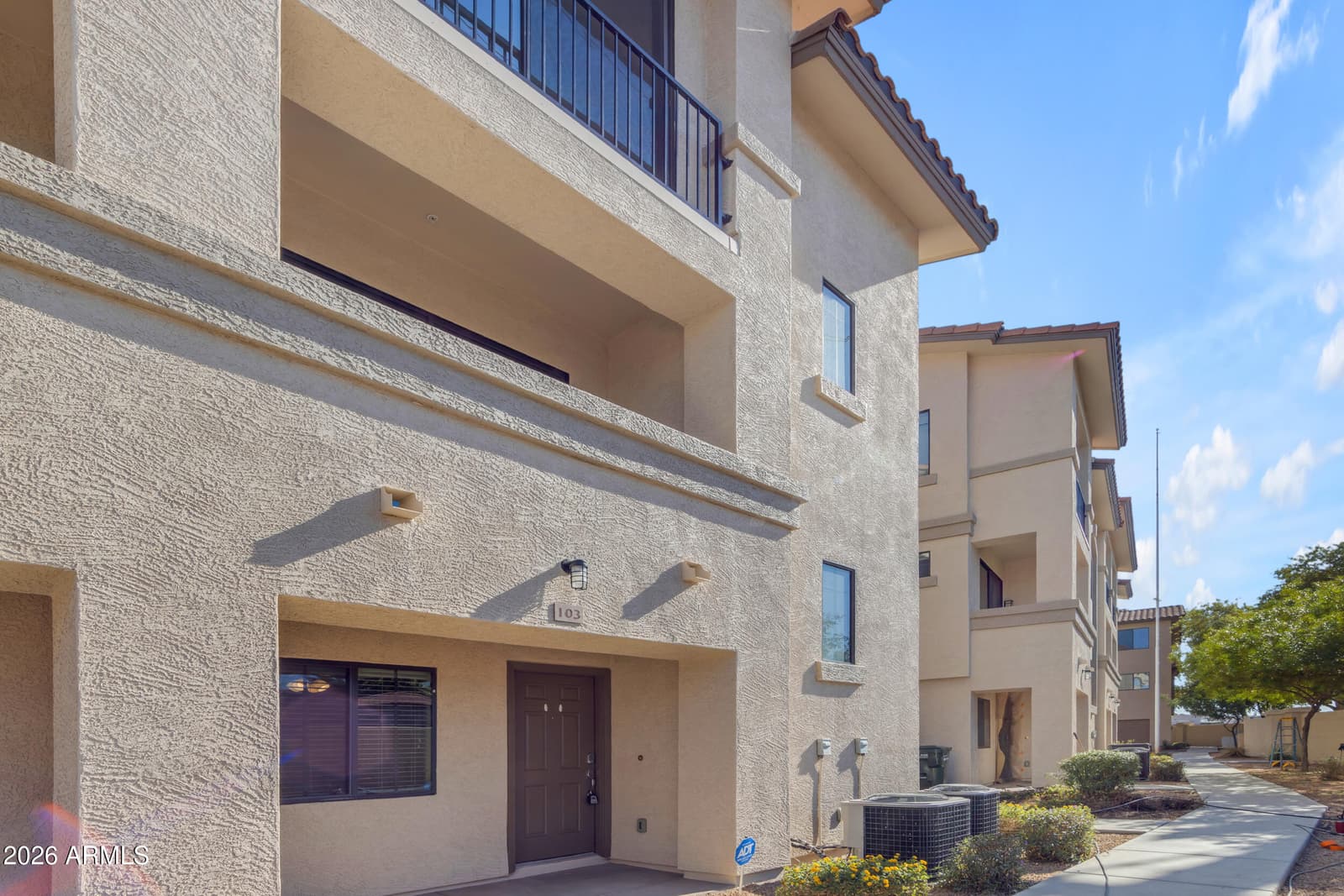 2315 N 52ND Street 103, Phoenix, AZ 85008 — photo 5 of 48