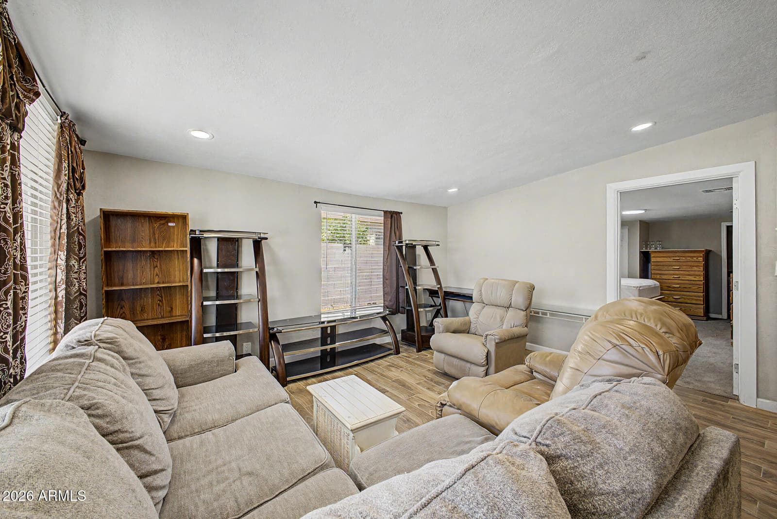 8215 E 6TH Avenue, Mesa, AZ 85208 — photo 5 of 25