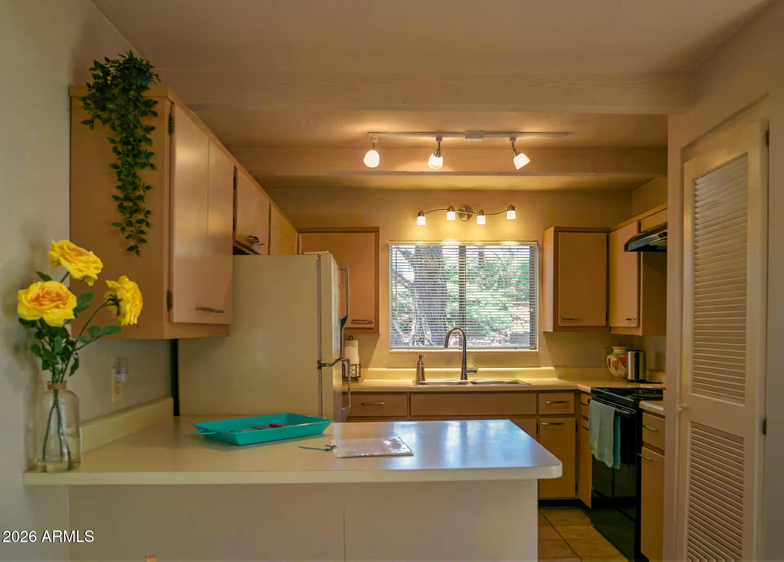 230 SUNSET Drive 6, Sedona, AZ 86336 — photo 10 of 33