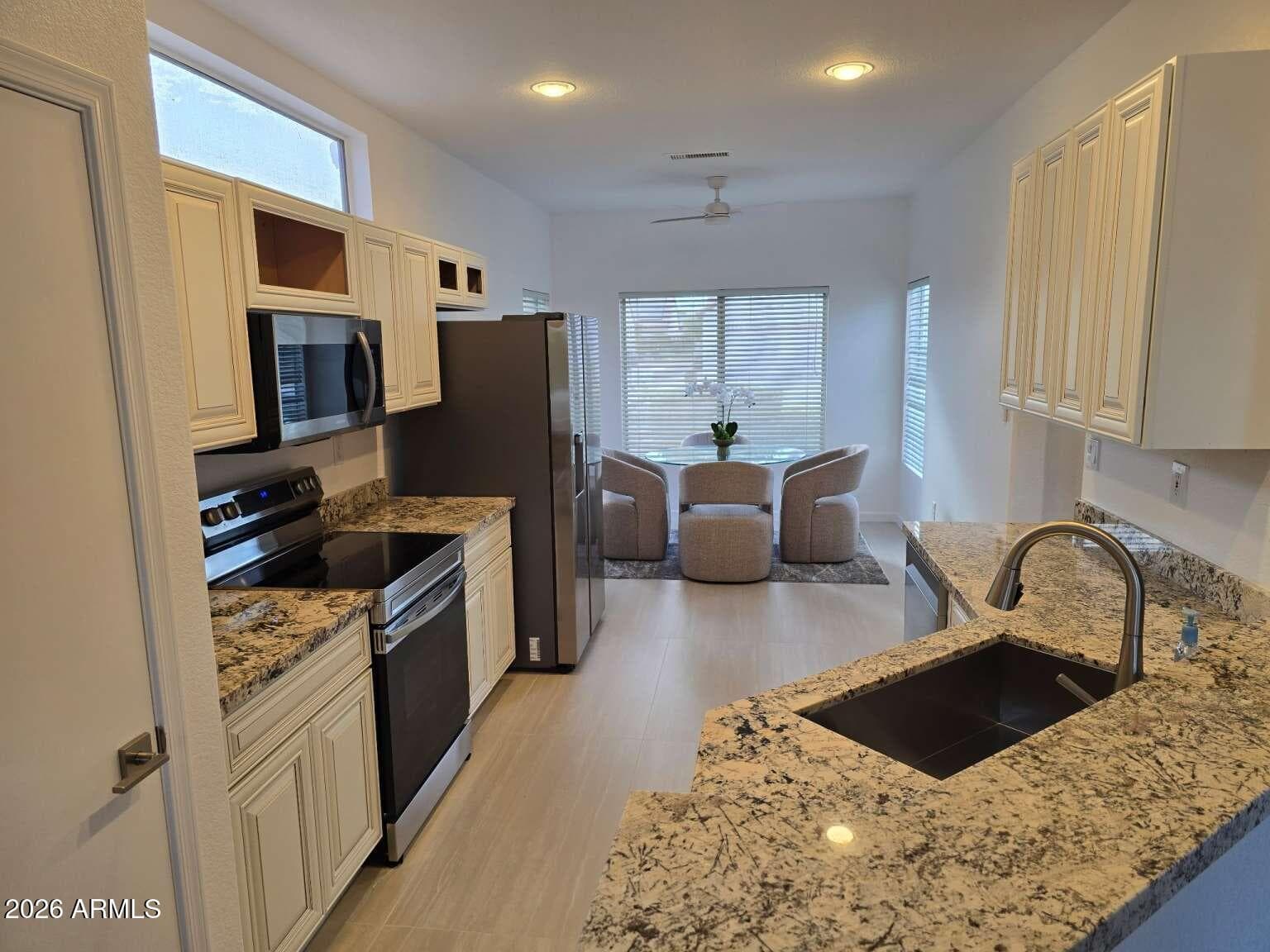 15879 W GRAND ISLE Way, Surprise, AZ 85374 — photo 24 of 27