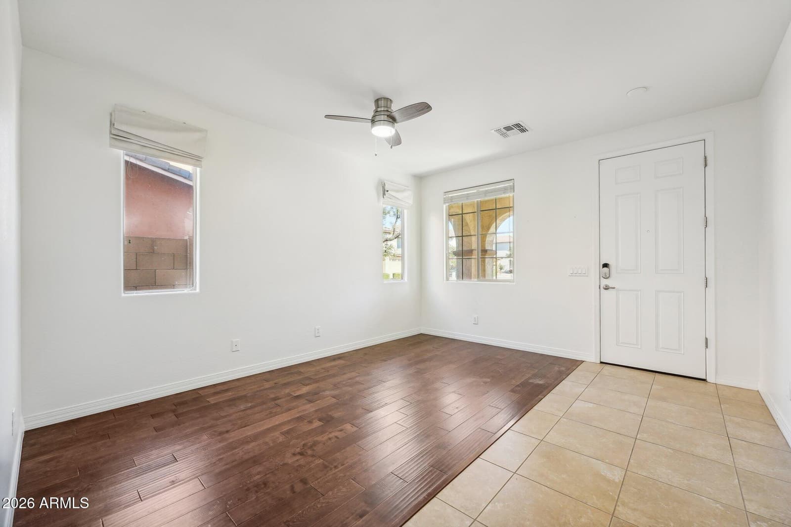 7326 N 89TH Lane, Glendale, AZ 85305 — photo 4 of 35