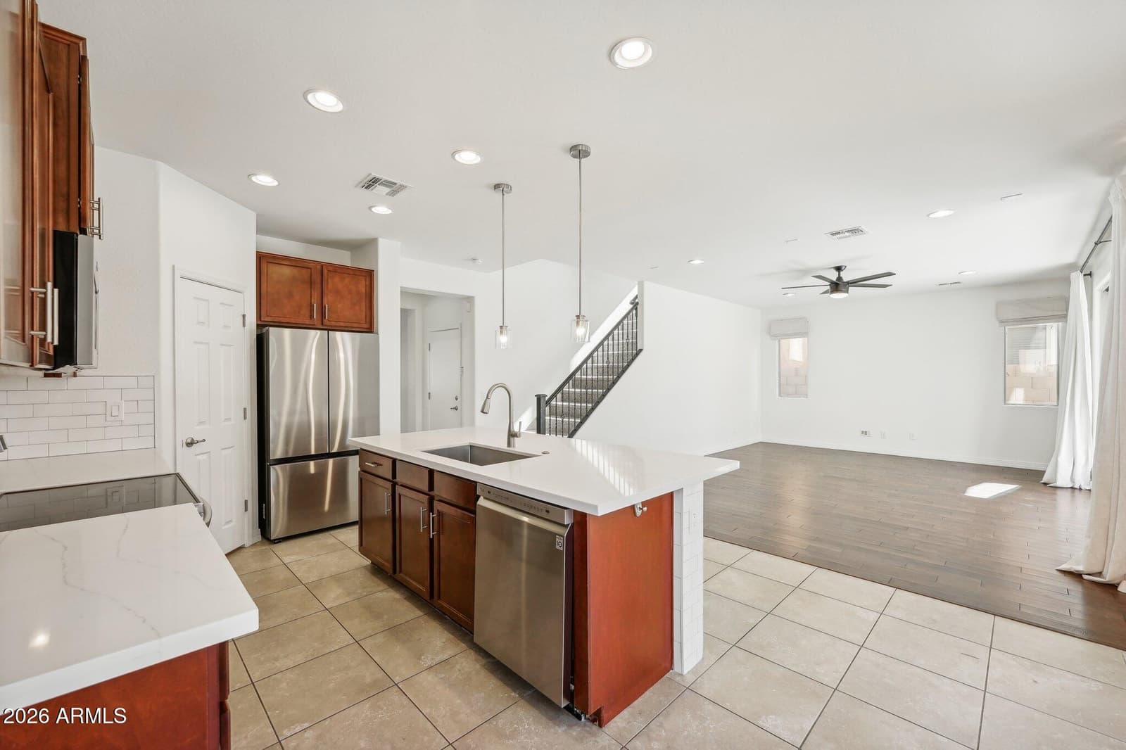 7326 N 89TH Lane, Glendale, AZ 85305 — photo 9 of 35