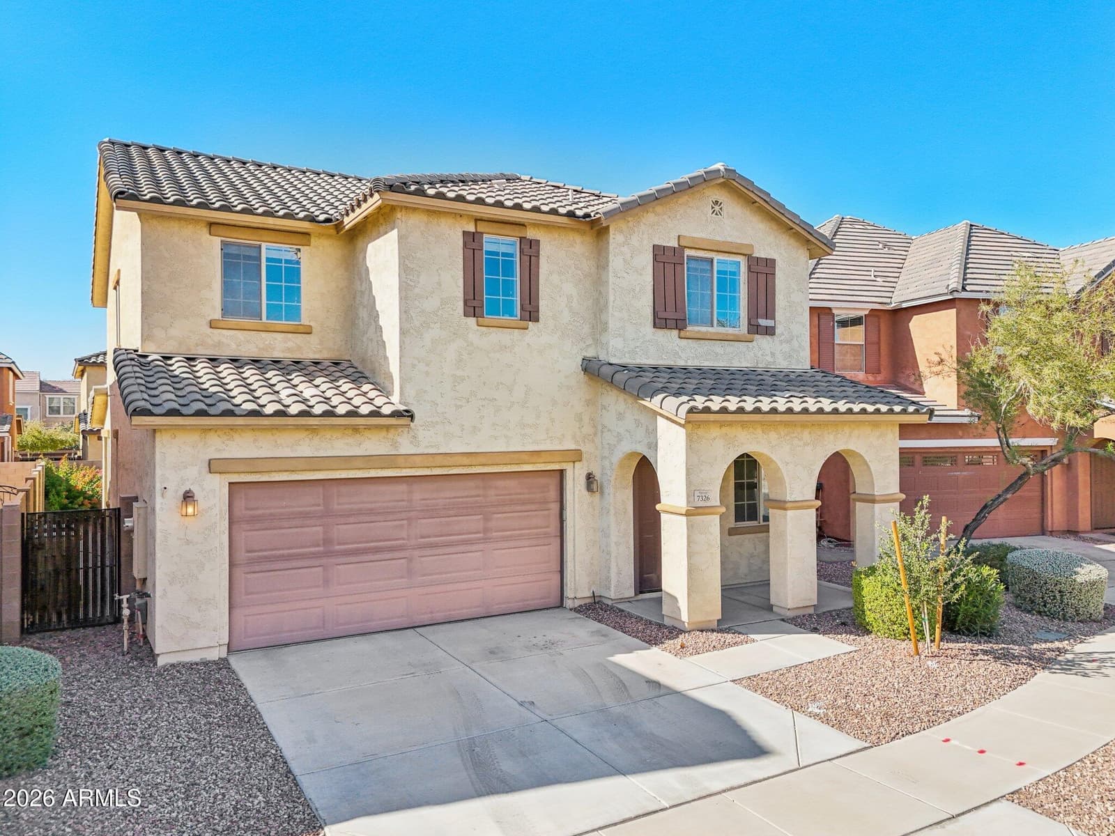 7326 N 89TH Lane, Glendale, AZ 85305 — photo 3 of 35