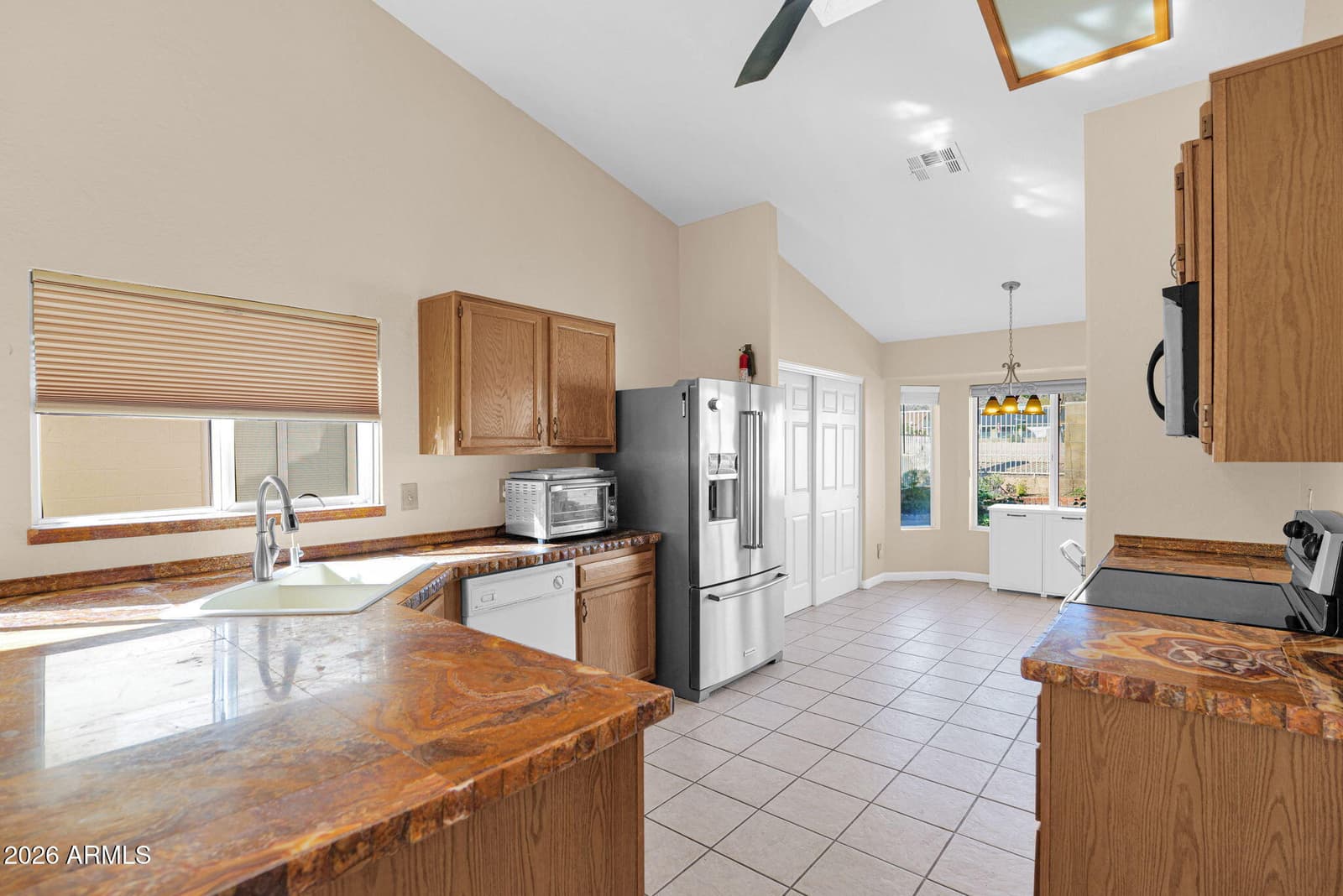 11420 S 44TH Street, Phoenix, AZ 85044 — photo 11 of 48
