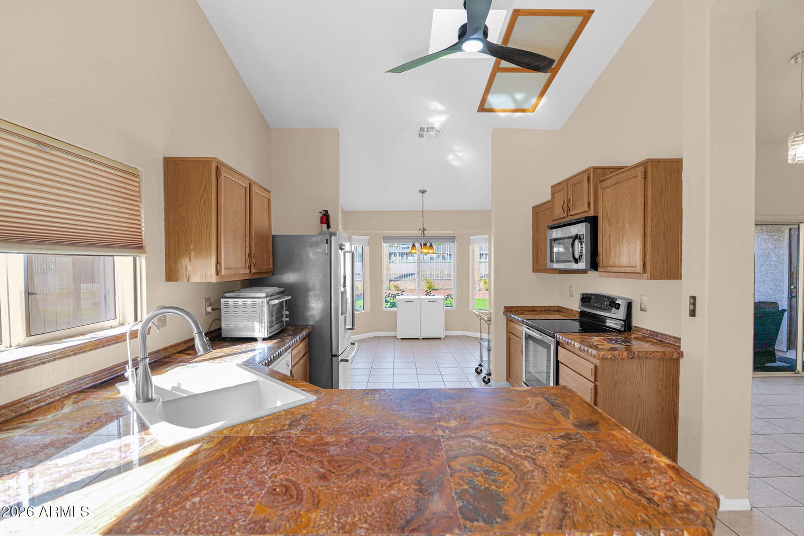 11420 S 44TH Street, Phoenix, AZ 85044 — photo 12 of 48