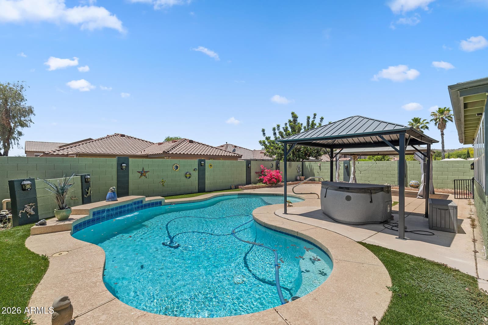 3207 W MOLLY Lane, Phoenix, AZ 85083 — photo 2 of 37