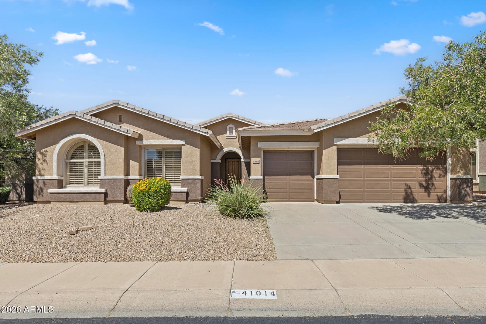 41014 N REPUBLIC Way, Anthem, AZ 85086 — photo 4 of 66