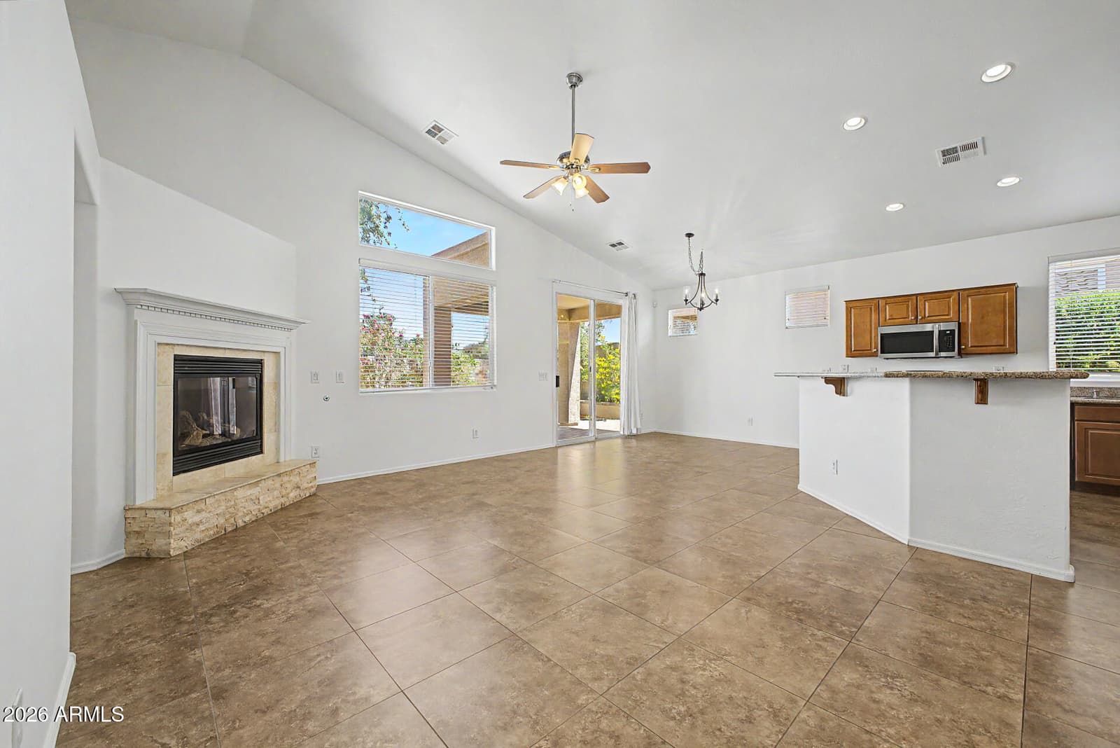 7229 S 39TH Way, Phoenix, AZ 85042 — photo 17 of 36