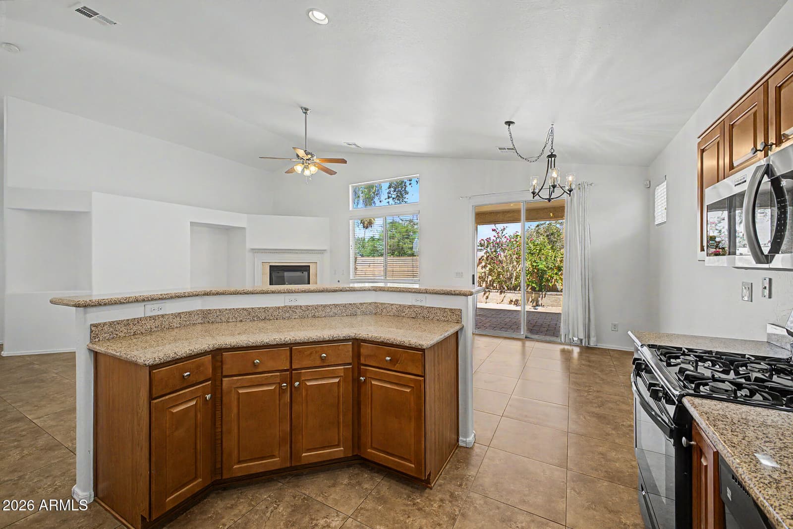 7229 S 39TH Way, Phoenix, AZ 85042 — photo 31 of 36
